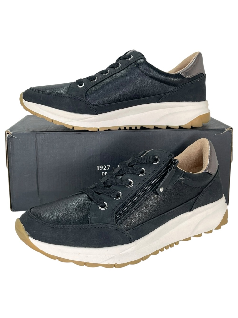 Naturalizer Jace Black Faux Leather Womens Sneakers Size 8M
